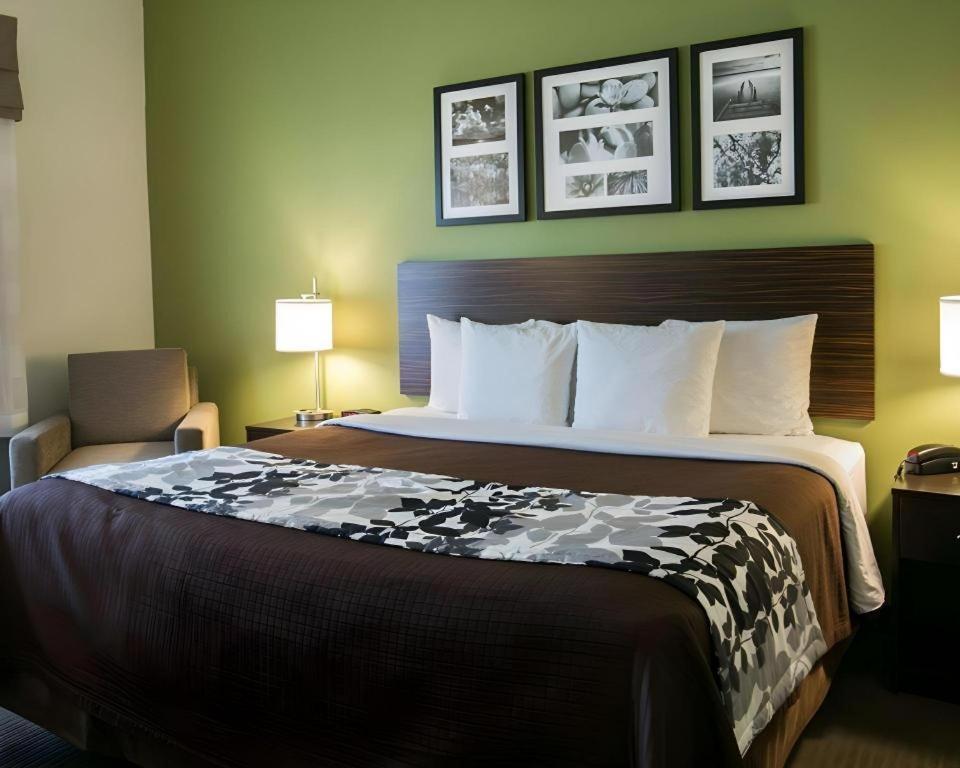 Sleep Inn & Suites Dripping Springs Exterior photo